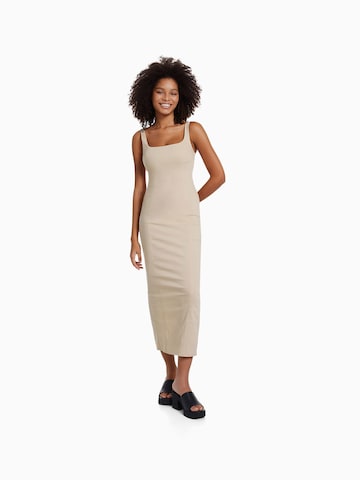 Bershka Kleid in Beige