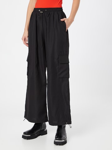 SISTERS POINT Wide Leg Hose 'NECA' in Schwarz: predná strana