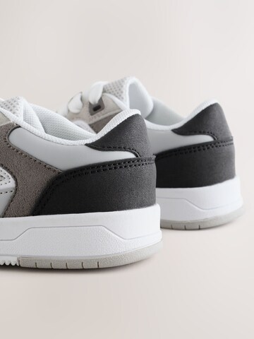 Baskets Next en gris