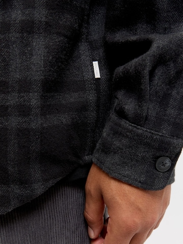 Coupe regular Chemise JACK & JONES en noir