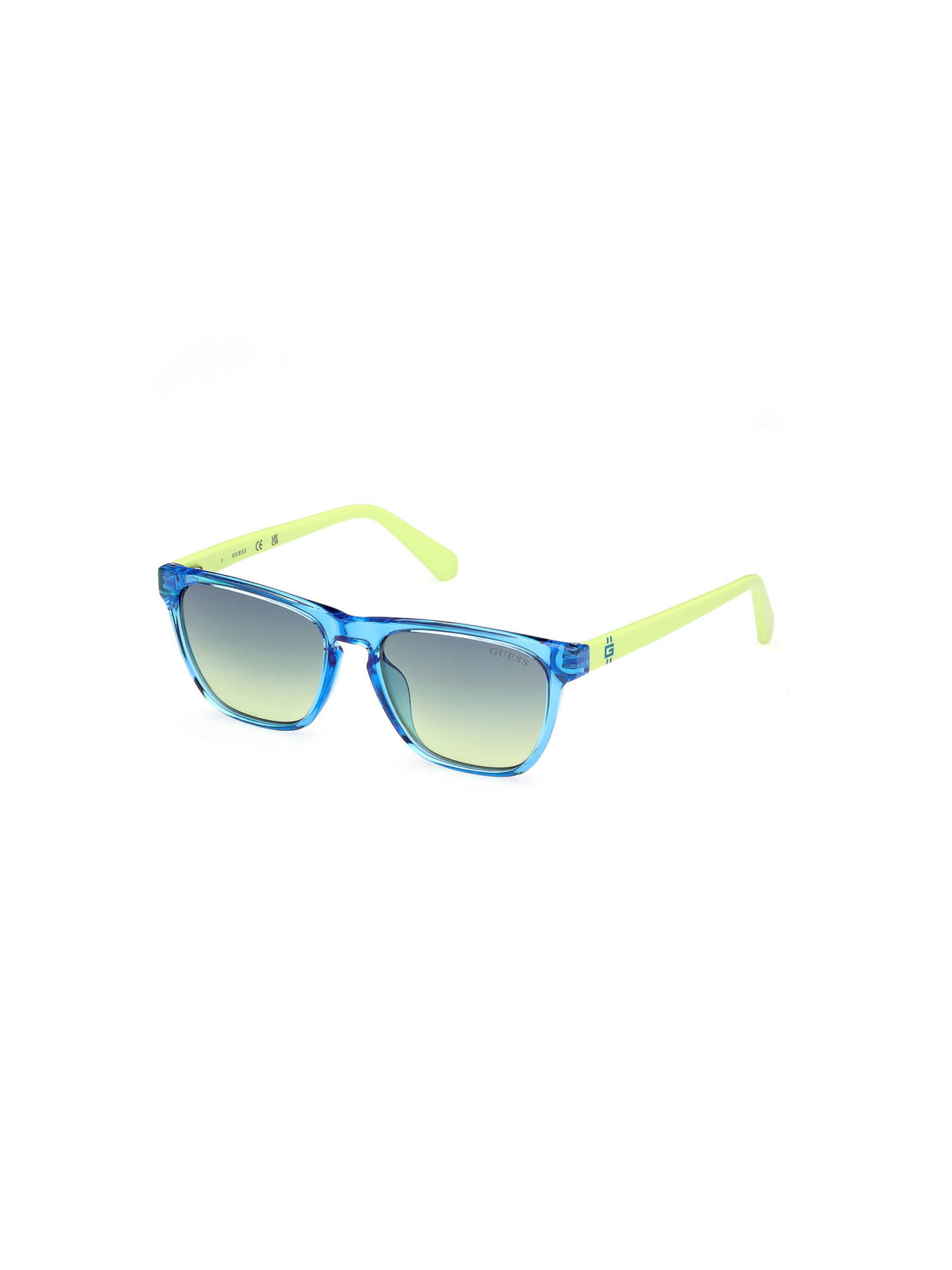 GUESS Sunglasses in Blue: front
