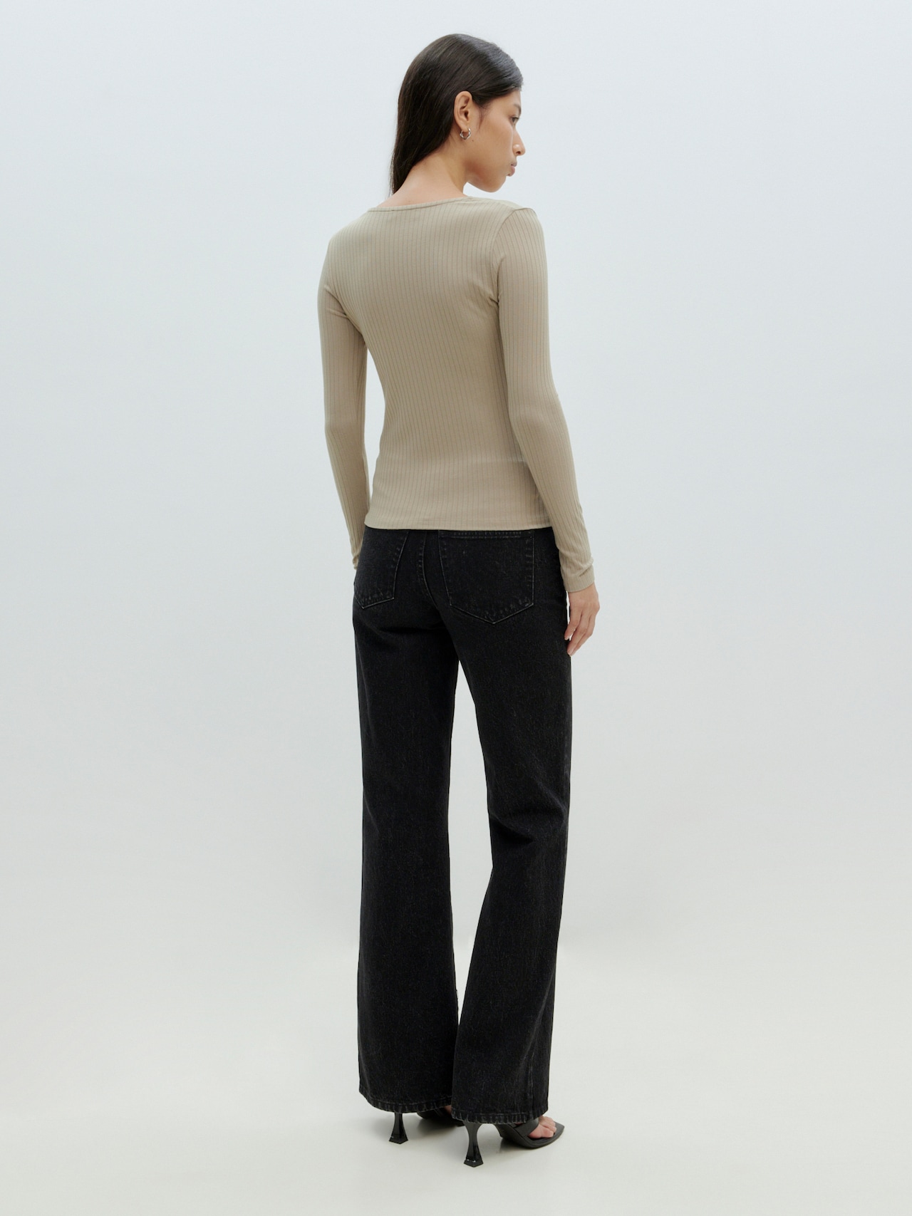 EDITED Produkte Shirt 'Valeria' dunkelbeige