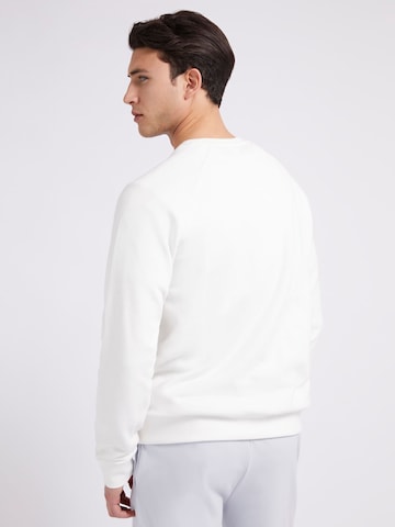 GUESS Sweatshirt in White