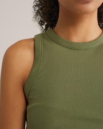 WE Fashion Top in Grün