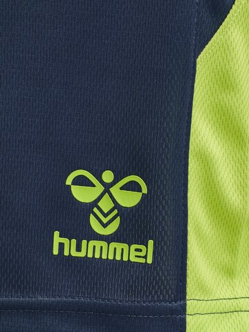 Hummel Regular Sportshorts in Blau