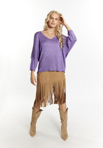 IZIA Sweater in Purple