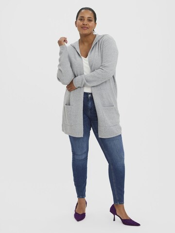 Vero Moda Curve Cardigan i grå