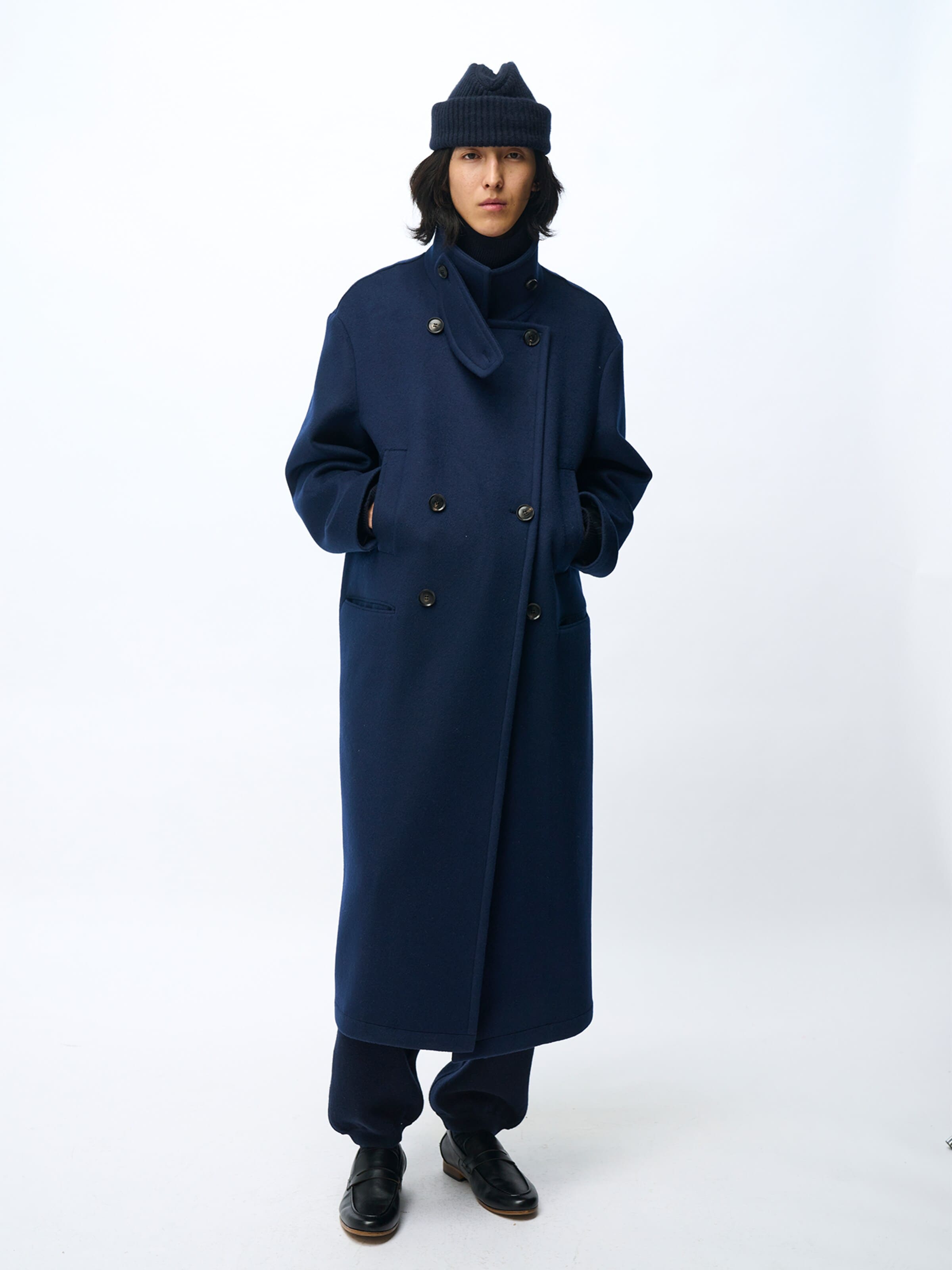 GOBI Cashmere Välikausitakki 'Unisex Cashmere Trench Coat' värissä sininen
