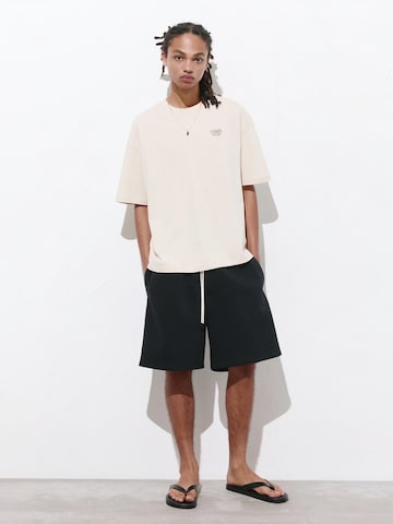 Pull&Bear Tričko 'LOVE YOURSELF' - Béžová