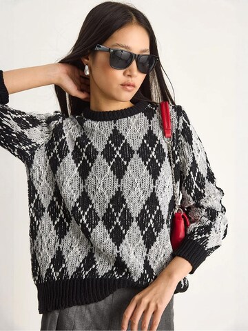 Bianco Lucci - Pullover em preto