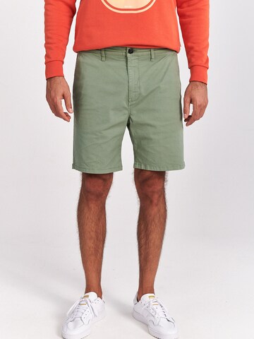 Regular Pantalon chino 'Jack' Shiwi en vert : devant