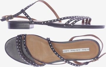& Other Stories Sandals & High-Heeled Sandals in 39 in Black: front