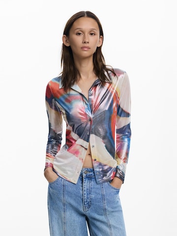 Bluză de la Desigual pe roșu: față