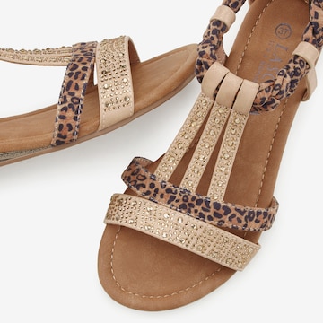 LASCANA Sandalen met riem in Bruin