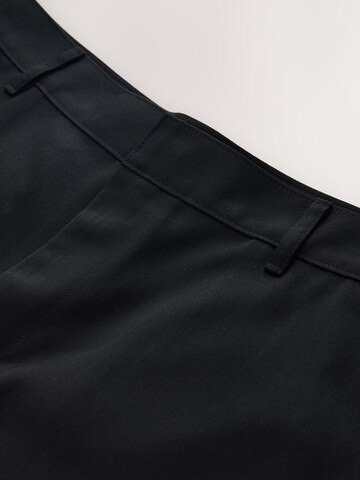 Next Regular Chino 'Smart' in Zwart