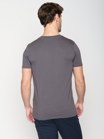 GREENBOMB Shirt 'Nature Snow Silence' in Grijs