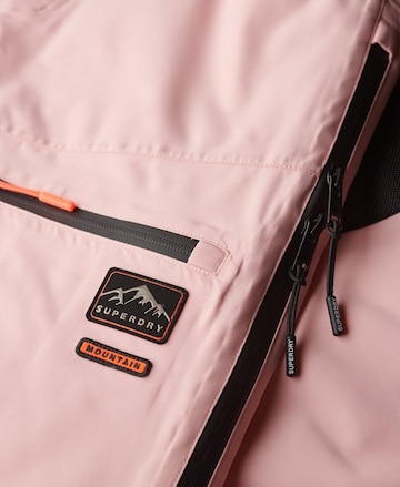 Regular Pantalon de sport Superdry en rose