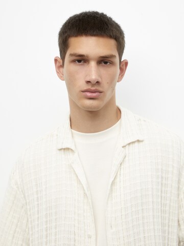 Pull&Bear Comfort fit Button Up Shirt in White