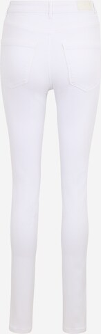 Vero Moda Tall - Skinny Vaquero 'Sophia' en blanco