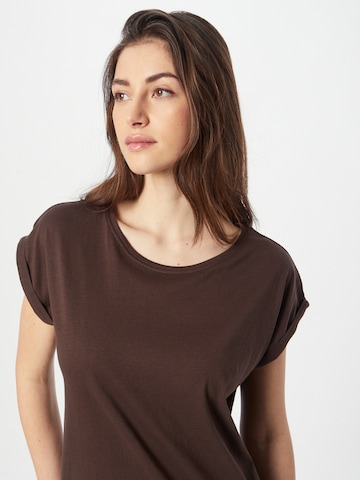 T-shirt Urban Classics en marron