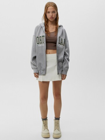 Pull&Bear Sweatjacke in Grau