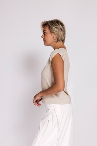 Zhrill Shirt in Beige