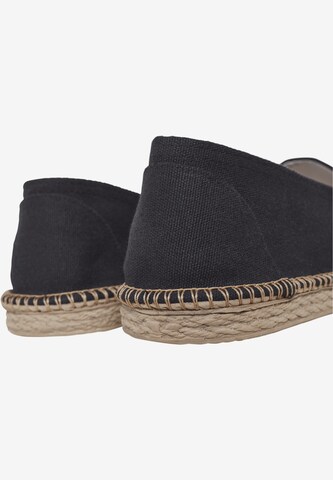 Urban Classics Espadrilles in Black