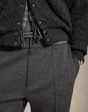 Polo Ralph Lauren Tapered Broek in Grijs
