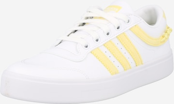 ADIDAS ORIGINALS Σνίκερ χαμηλό 'BRYONY' σε λευκό: μπροστά