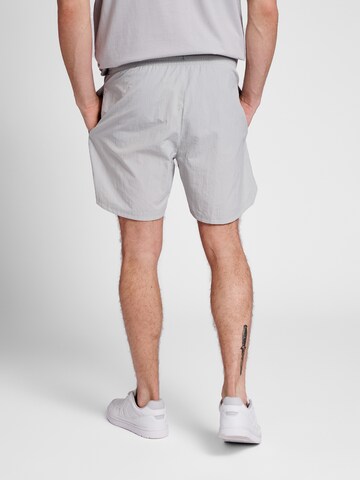 Hummel Regular Sporthose 'TRAVIS' in Grau