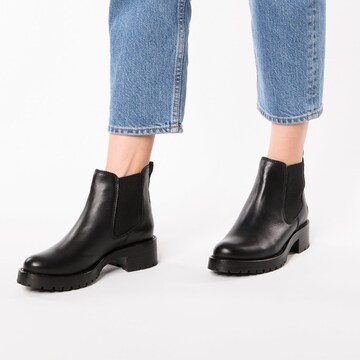 Apple of Eden Chelsea Boots 'Monika' in Schwarz