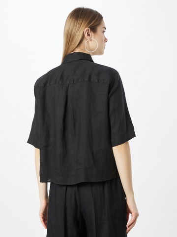 UNITED COLORS OF BENETTON Blouse in Black