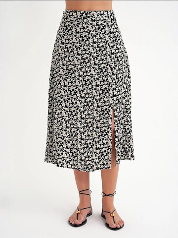 Gonna di MixRay in nero: frontale