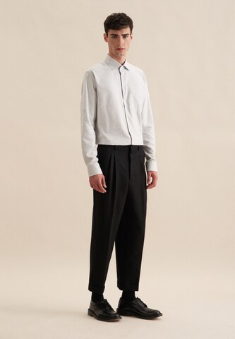 Coupe regular Chemise business SEIDENSTICKER en gris