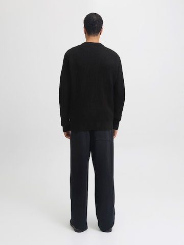 JACK & JONES Neulepaita 'JJPAUL' värissä musta