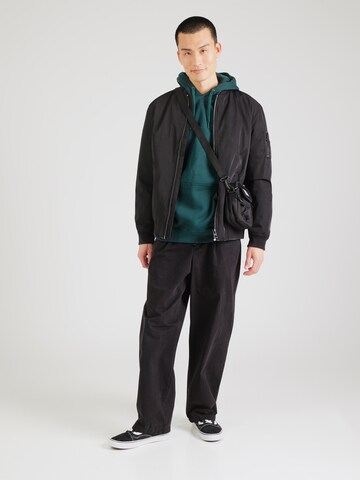 Iriedaily Sweatshirt 'Flag Roller' in Groen