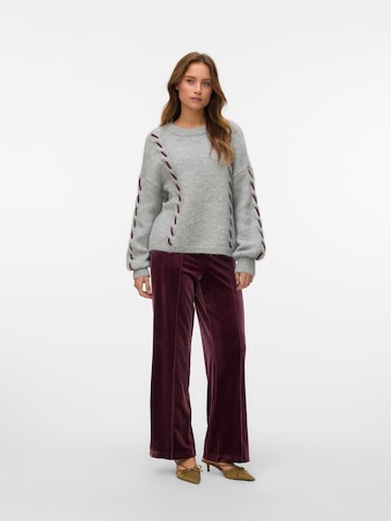 VERO MODA - regular Pantalón plisado 'HANNA' en rojo