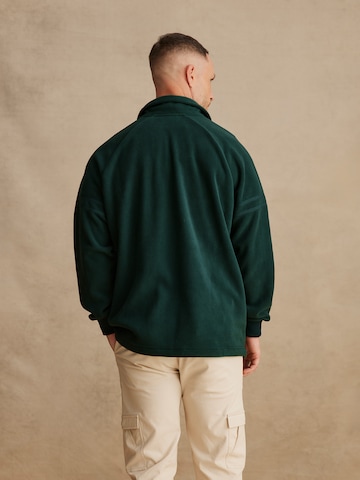 DAN FOX APPAREL Sweatshirt 'Leopold' in Green