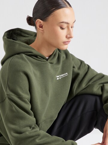 Sweat-shirt 'Heritage' new balance en vert