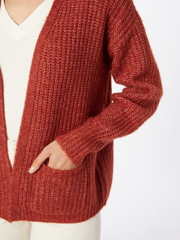 VERO MODA Strickjacke 'Daisy' in Rot