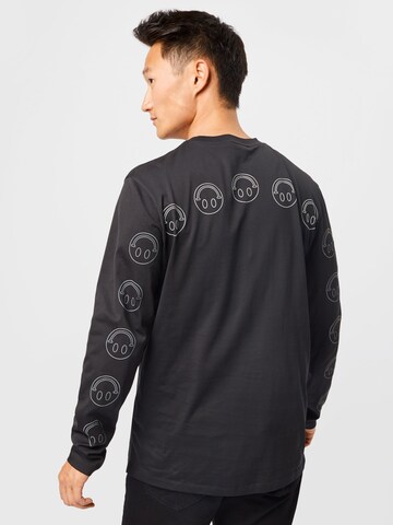 HUGO Red HUGO x Smiley Shirt 'Doreigner' in Schwarz