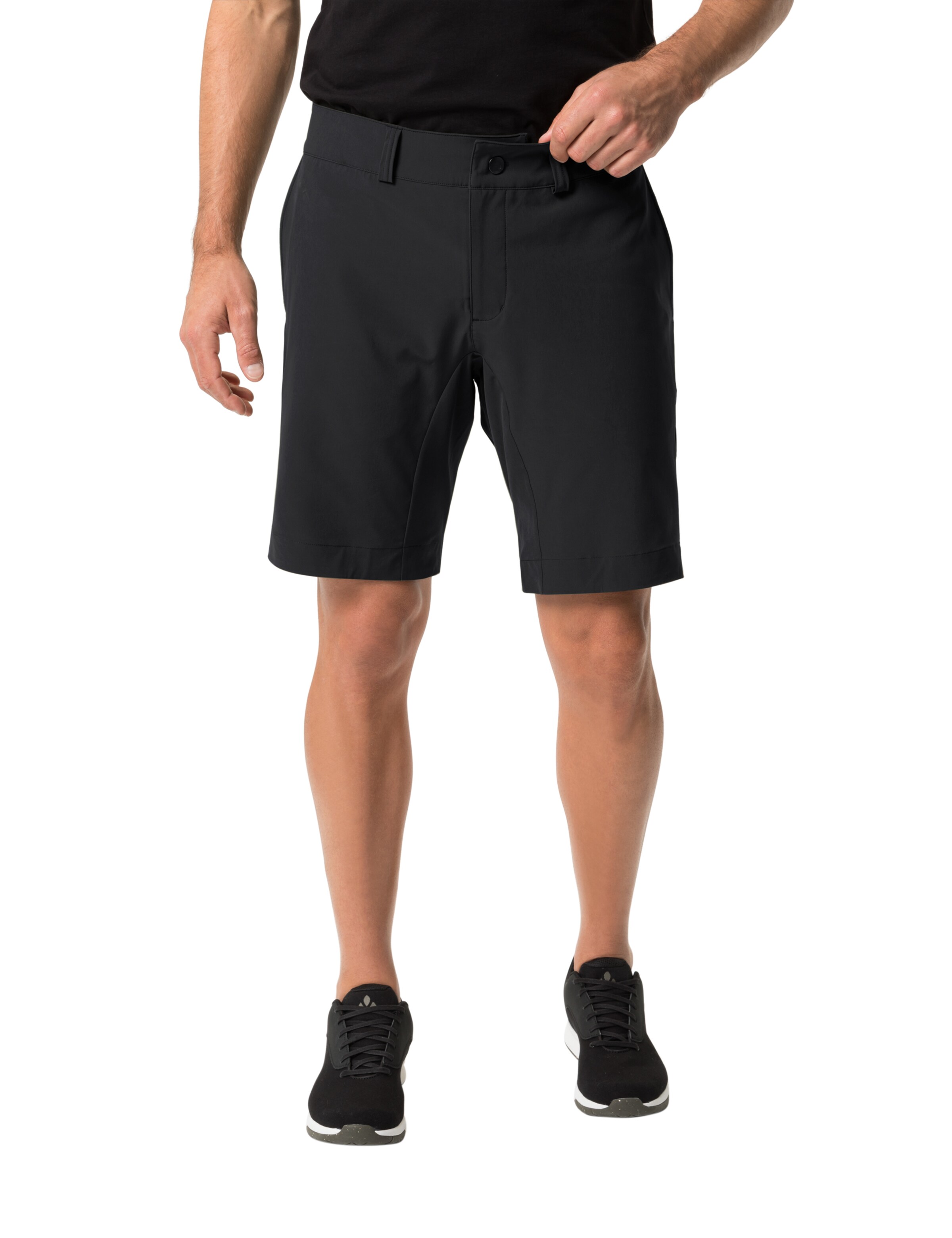 VAUDE Regular Sports trousers in Black: front