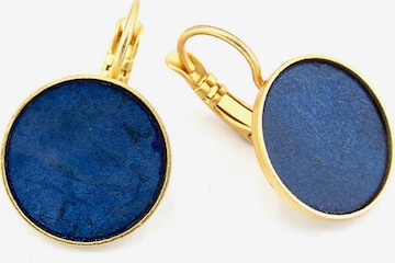Sergio Engel Ohrringe 'Patina Ohrring 01 Vergoldete Edelstahlhänger mit farbig patiniertem Metalllättchen' in Blau: Vorderseite