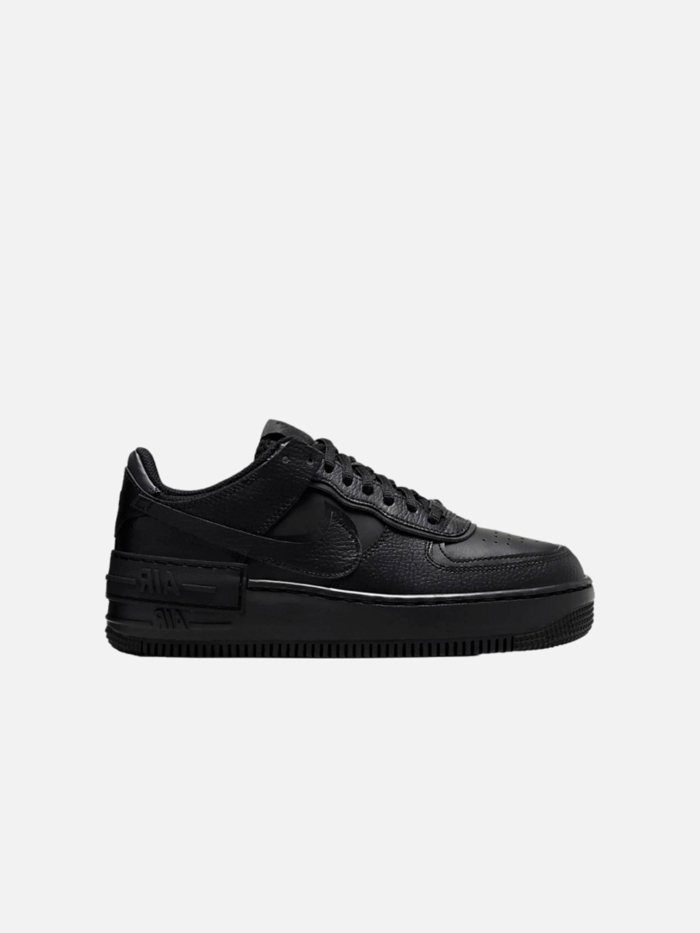 Baskets basses 'Air Force 1 Shadow' NIKE en noir : devant
