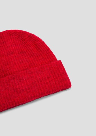 s.Oliver BLACK LABEL Beanie in Red