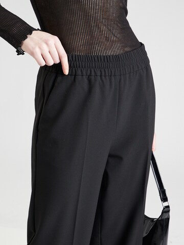 Wide leg Pantaloni cu dungă 'Louise' de la FIVEUNITS pe negru