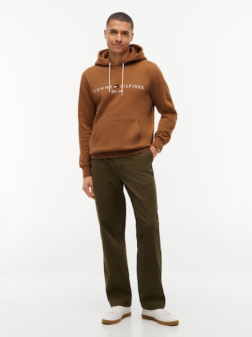 TOMMY HILFIGER - Ajuste regular Sudadera en marrón