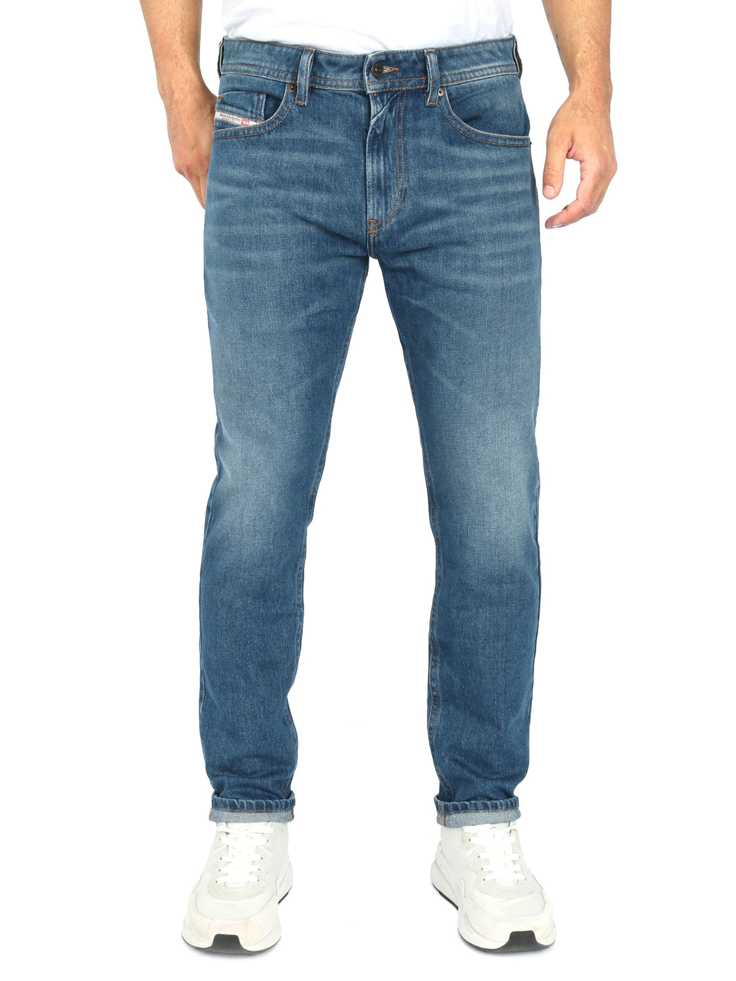 DIESEL Slimfit Jeans 'THOMMER-R R9K39'‌‌ in Blau