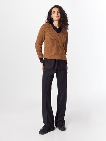 DRYKORN Pullover 'LYNETTE' in Braun