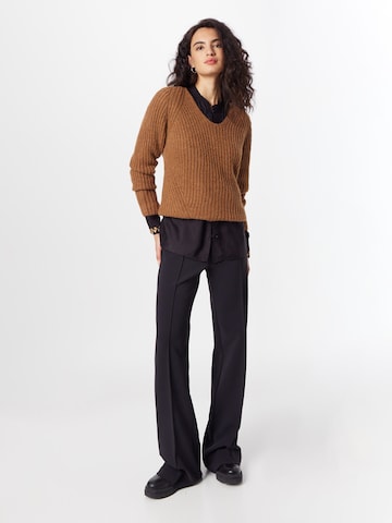 DRYKORN Sweater 'LYNETTE' in Brown